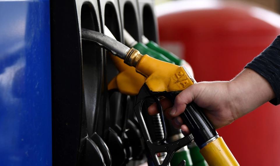 Çmimet e derivateve për sot: Nafta 1.74, benzina 1.43