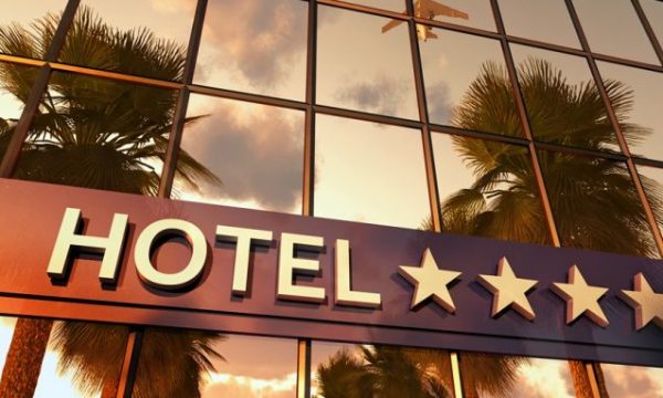 Rriten vizitat në hotele, kryesojnë turistët nga Shqipëria dhe Gjermania