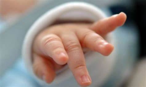 Për 3 muaj lindën mbi 6 mijë fëmijë në Kosovë